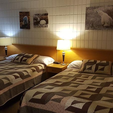 Pinawa Motel Eksteriør bilde