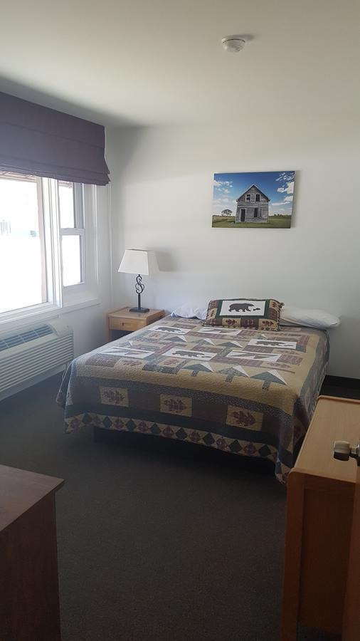 Pinawa Motel Eksteriør bilde